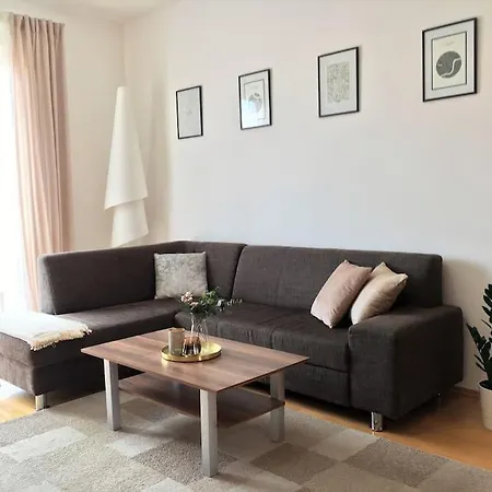 Feel Like @strakova, Very Luxury Apartament *