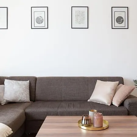 Feel Like @strakova, Very Luxury Apartament