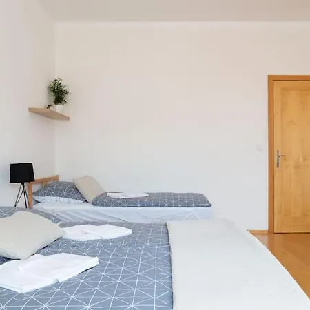 Feel Like @strakova, Very Luxury Apartmán Bratislava